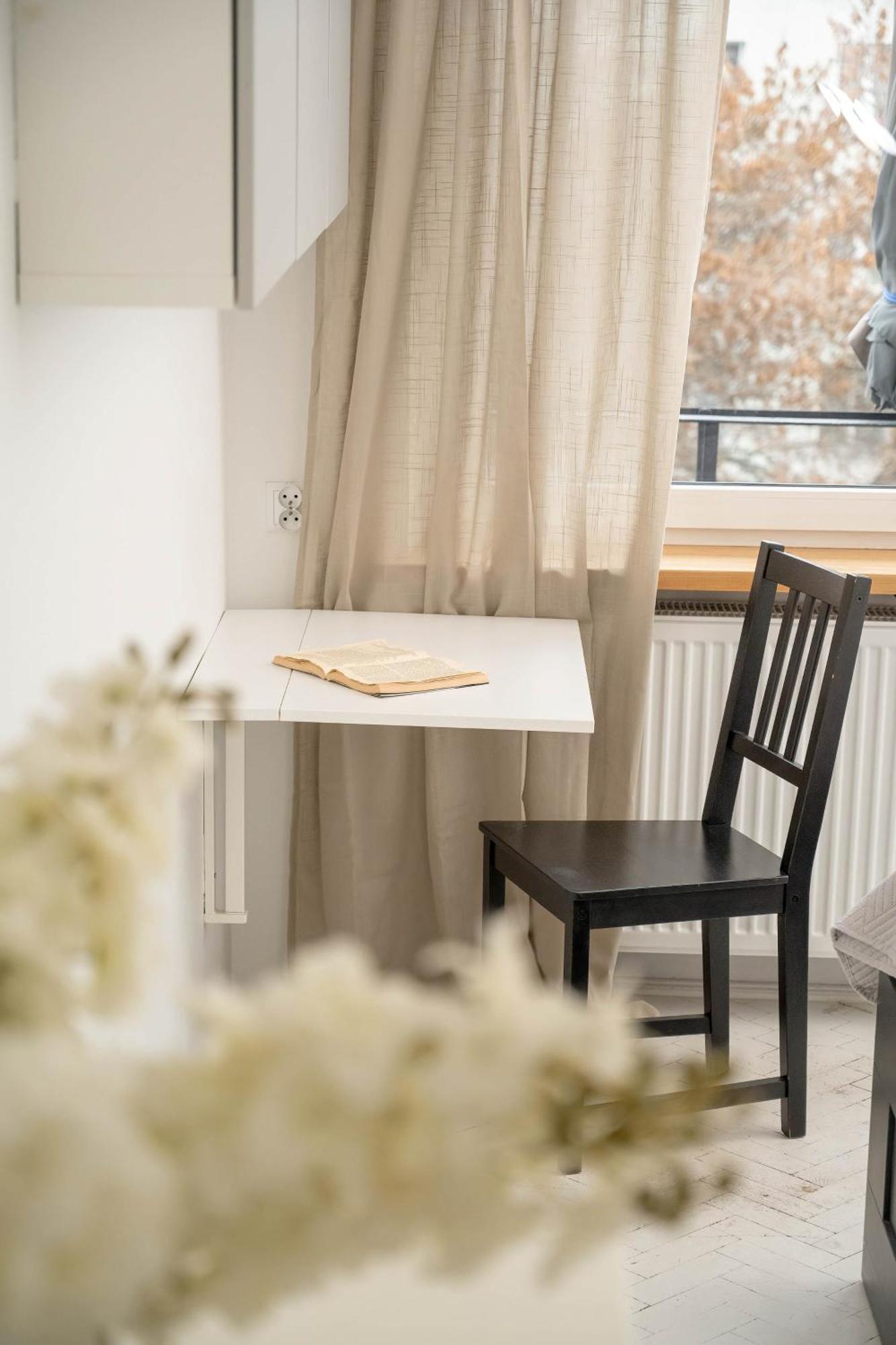 Pawlowa Stylish Apartment With Balcony & Home Office Wroclaw By Noclegi Renters Extérieur photo